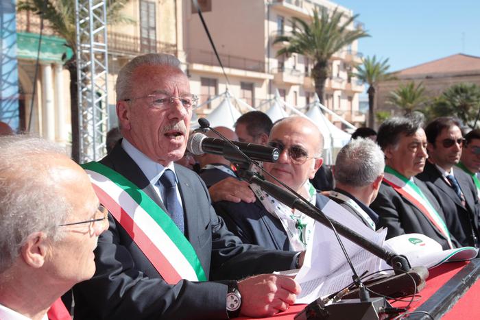 Sindaco Pozzallo: "Renzi e Alfano? Per loro porte chiuse qui"